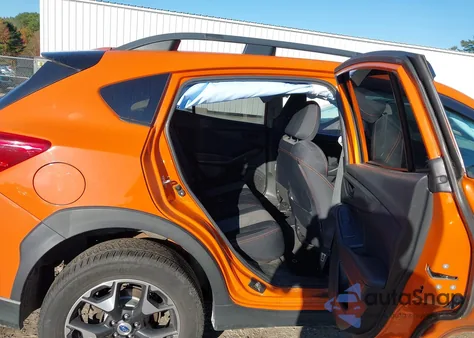 2018 Subaru Crosstrek 2.0I Premium z USA, uszkodzony, nr VIN JF2GTABC6JH317577